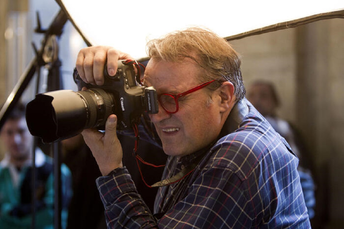 Addio a Oliviero Toscani: il maestro della fotografia e morto a 82 anni